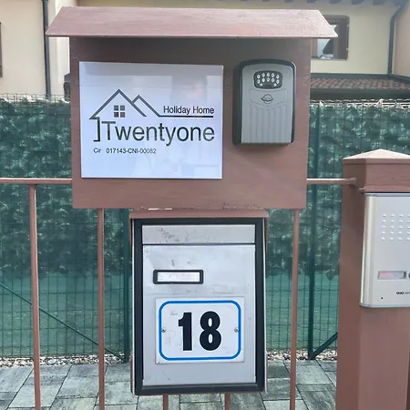 Twentyone * 皮索涅